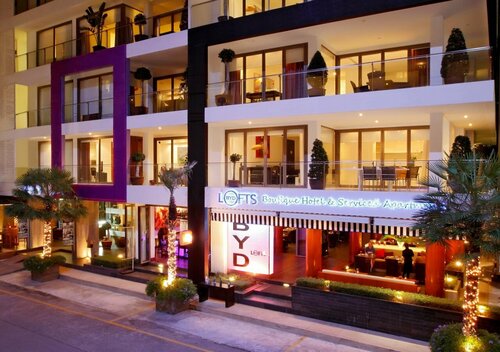 BYD Lofts - Boutique Hotel & Serviced Apartments - Patong Beach, Phuket, Забронировать Апартаменты/квартира Отели Патонг-Бич с парковкой, Парковка