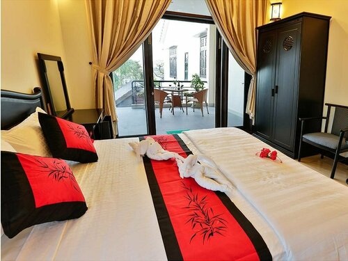 Ly Phuc Homestay, Забронировать Гостевой дом Отели Кам-Чау с парковкой, Парковка