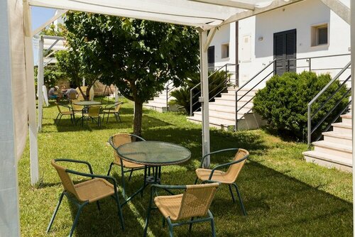 Tenuta Giardini Nuovi, Reserva ahora Agroturismo Hoteles en Novoli con piscina, Piscina