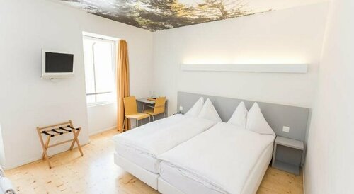 Hôtel de la Poste Sierre, Забронировать Отель Сьер Вале, рядом с Sierre-Montana Gare
