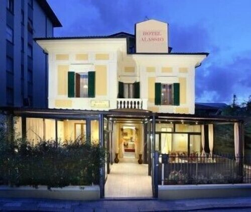 Albergo Alassio, Buchen Sie Hotel Hotels in Montecatini Terme mit Parkplatz, Parkplätze