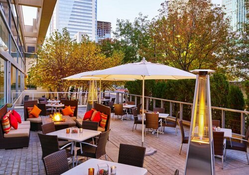The Westin Charlotte, Забронировать Отель Отели Шарлотте 4 звезды, рядом с Стадион «Труист Филд», 4*