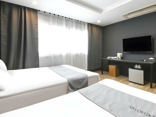 Jeju Parkside Tourist Hotel, Забронировать Отель Отели Чеджу с завтраком, рядом с Парк Самда, Завтраки
