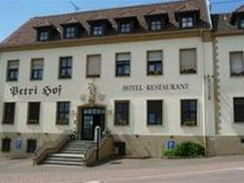Hotel Restaurant Petri-Hof, Забронировать Отель Мерхвайлер земля Саар