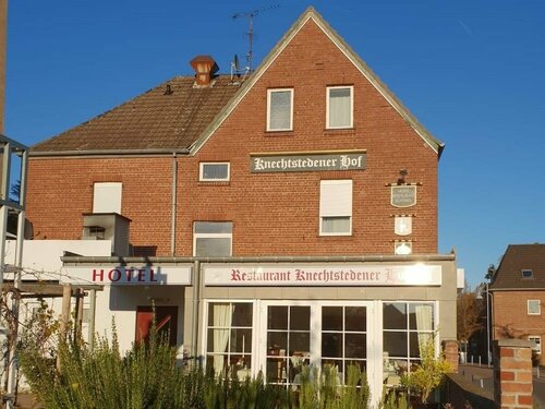 Hotel Restaurant Knechtstedener Hof, Забронировать Отель Дормаген Северный Рейн-Вестфалия