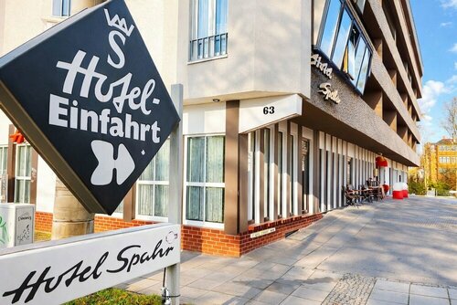 Hotel Spahr, Забронировать Отель Бад-Каннштатт Штутгарт, рядом с Арена «Ганс-Мартин-Шлейер-Халле»