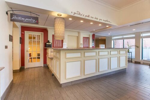 Hilton Garden Inn Poughkeepsie/Fishkill, Book Hotel  