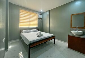 Monati Hostel Panglao