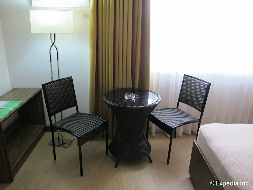 Leope Hotel