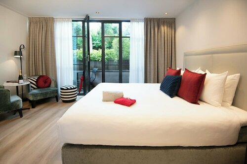 Pillows Anna van den Vondel, Забронировать Отель Отели Амстердама 4 звезды, 4*