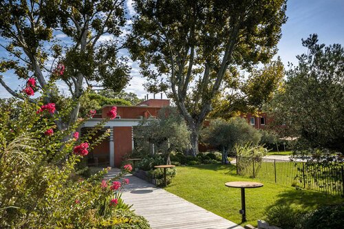 Best Western Plus Le Lavarin, Забронировать Отель Авиньон ViaRhona