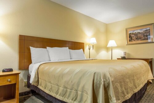 Econo Lodge Inn & Suites Santa Rosa South, Забронировать Отель СПА-отели Wine Country - Northern California, SPA-услуги
