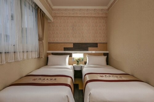 Ever Luck Hotel, Varaa Hotelli Xinxing 