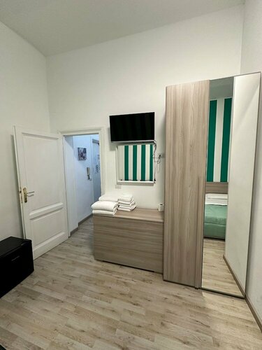 B&B Rome Terminal House, Book Guesthouse Hotels in Rome with Parking, Parking
