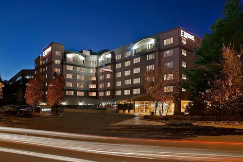 Eastgate Hotel - BW Signature Collection, Забронировать Отель Белвью Вашингтон