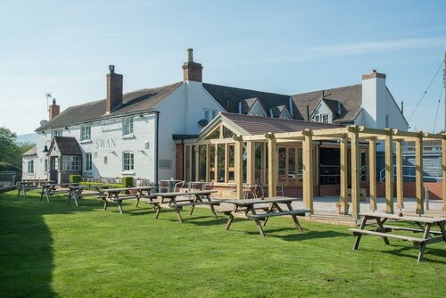 The Swan Inn, Rezervați Pensiune Hoteluri în Gloucestershire cu parcare, Parcare
