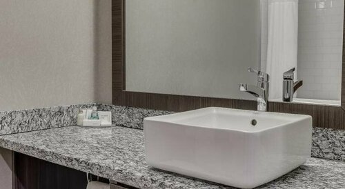 Home Inn & Suites Saskatoon South, Rezervovat Hotel Saskatoon Saskatchewan