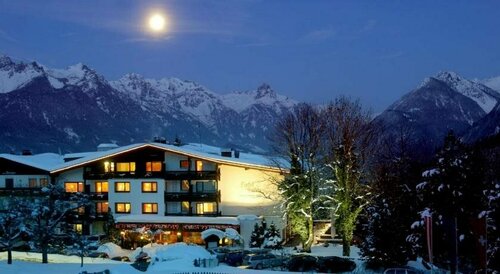 Naturhotel Taleu, Забронировать Отель Бюрзерберг Brandnertal, рядом с Айнхорнбан 1