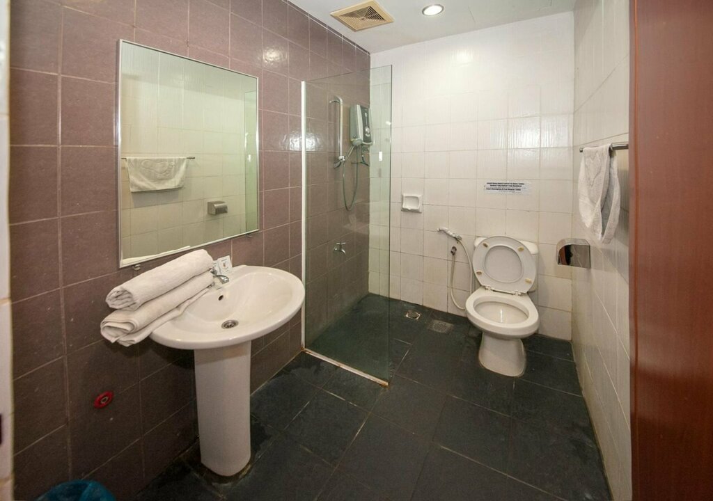 La Viva Hotel by Oyo Rooms