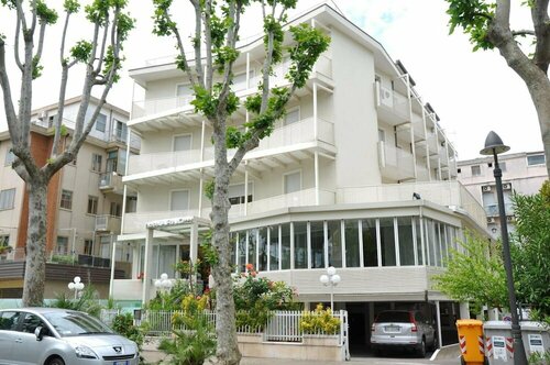 Hotel Arno, Забронировать Отель Отели Мирамаре 3 звезды, 3*