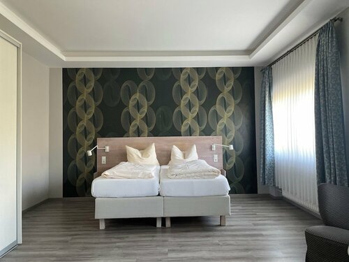 Hotel Markgräfler Hof, Забронировать Отель Баденвайлер 