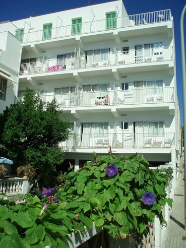 Hostal Cas Bombu, Prenota Ostello Hotel a Maiorca con piscina, Piscina
