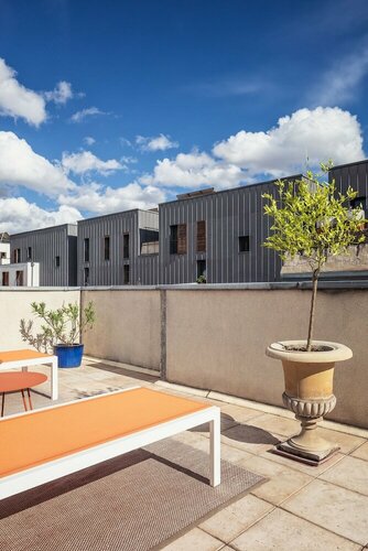 Royal Garden Champs-Élysées, Забронировать Отель Отели Парижа с парковкой, рядом с Мальзерб, Парковка