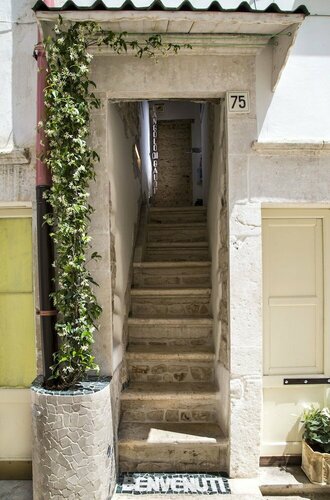 B&B L'Angolo Di Gaudì, Boek Bed and Breakfast Putignano Valle d'Itria