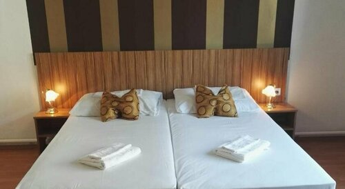 Híd Hotel, Забронировать Отель 14. Зугло 