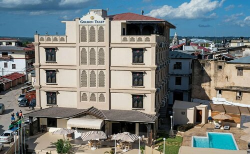 Golden Tulip Stone Town Boutique, Забронировать Бутик-отель Отели Занзибара с парковкой, Парковка