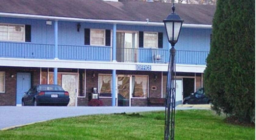 Colonial Inn Franklin