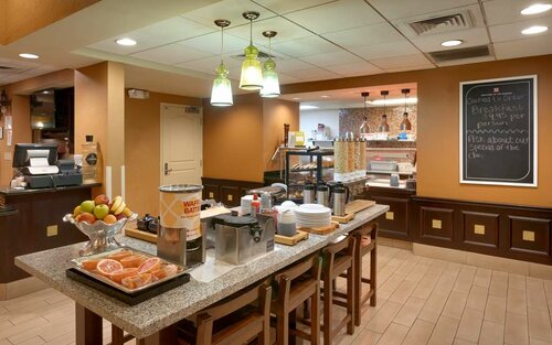 Hilton Garden Inn Clarksville, Book Hotel Hoteller i Tennessee med parkering, Parkering