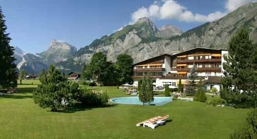 Royal Park, Varaa Hotelli Hotellit Bern uima-altaalla, Uima-allas