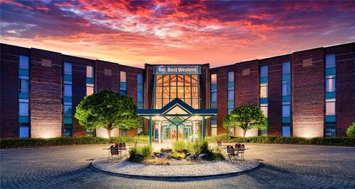 Best Western Parkhotel Brehna-Halle, Забронировать Отель Зандерсдорф-Брена земля Саксония-Анхальт