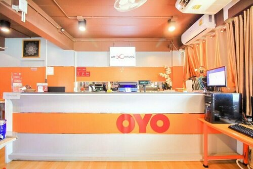 OYO 349 Aroonrung House, 예약 호텔 Tha Lang 