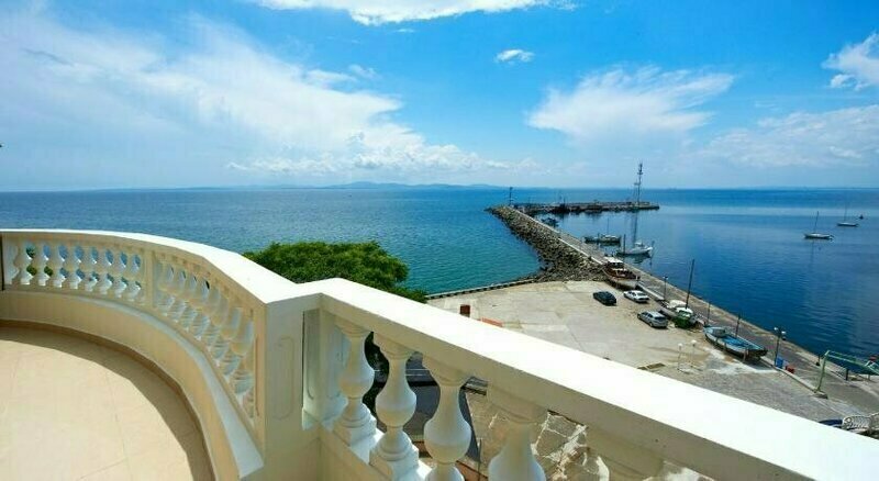 Paros Hotel Pomirie Bulgaria