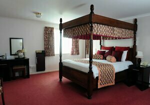 Little Silver Country Hotel
