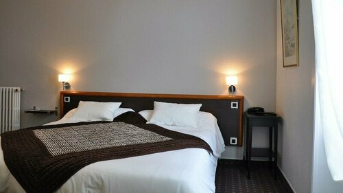 Brit Hotel Confort Bagnoles Normandie, Prenota Hotel Bagnoles-de-l'Orne 