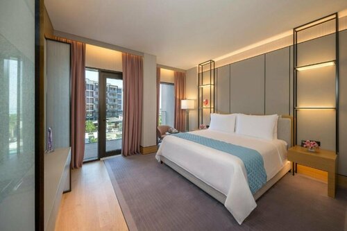 4BR Apt on Bluewater Island, Забронировать Апартаменты/квартира Отели Эмирата Дубая с парковкой, рядом с Splash Pad Dubai, Парковка