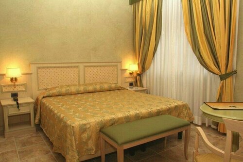 Da ö Vittorio SRL, Book Hotel Recco Italian Riviera