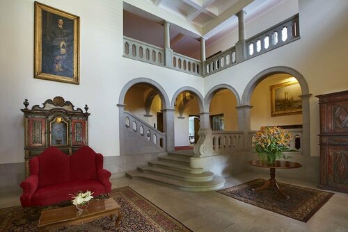 Quinta da Casa Branca - Small Luxury Hotels of the World, Забронировать Отель Отели Фуншал с парковкой, рядом с Бальнеологический комплекс Лидо, Парковка