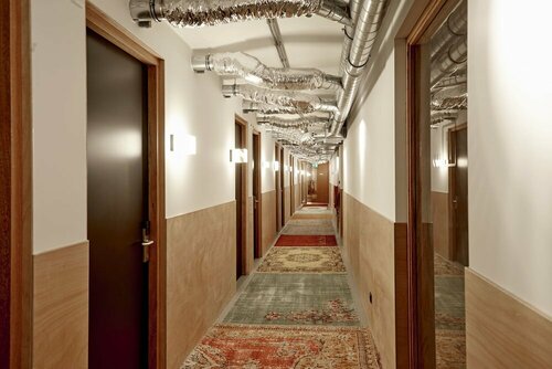 Q-Factory Hotel, Забронировать Отель Остзан Zaanstreek