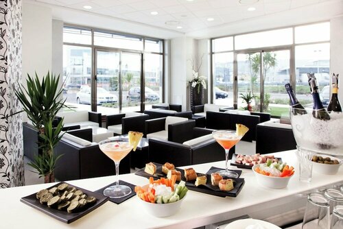 S Hotel, Забронировать Отель Сан-Джованни-Театино Побережье Абруццо