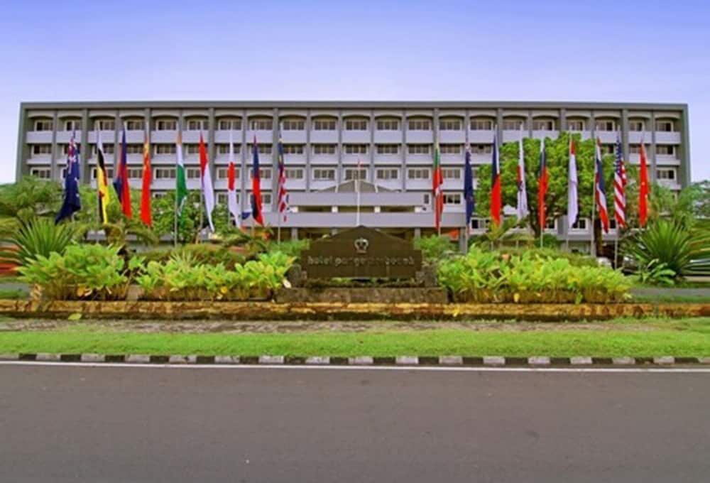 Pangeran Beach Hotel