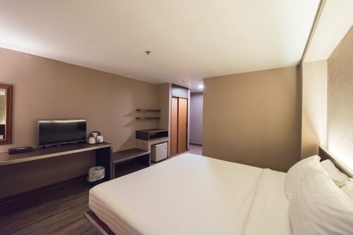 Bangkok City Suite, Забронировать Отель Отели Раттхеви с завтраком, Завтраки