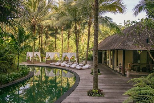 Komaneka at Bisma Ubud, Забронировать Курортный отель Курортные отели Убуд, рядом с Campuhan Ridge Walk, Курортный отель