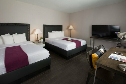 Hotel Iris - San Diego, Забронировать Отель Мишен-Вели Сан-Диего