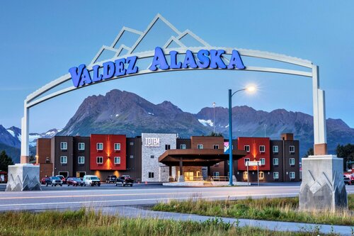 Totem Hotel and Suites, Забронировать Отель Валдиз Wrangell-St. Elias