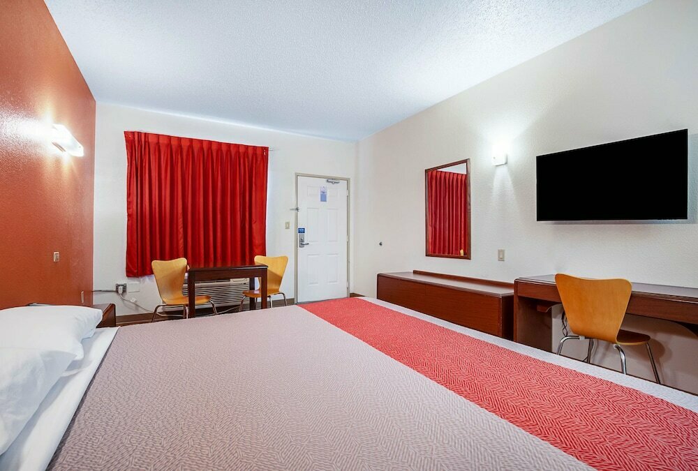 Motel 6-Covington, TN