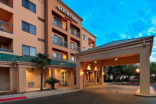 Courtyard by Marriott Austin The Domain Area, Забронировать Отель Остин Greater Austin